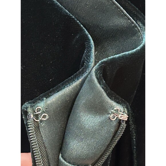 REVELRY Asher Velvet Classic Emerald Cross Open Back Slit Maxi Dress Gown 10 - Picture 10 of 12